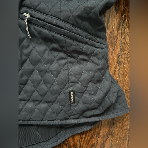 Barbour Quilted Jacket - Picture 8 of 16